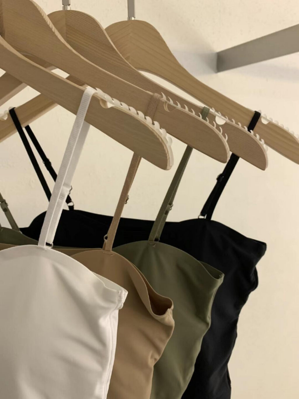 20230408092615430 涼感滑面BRA TOP